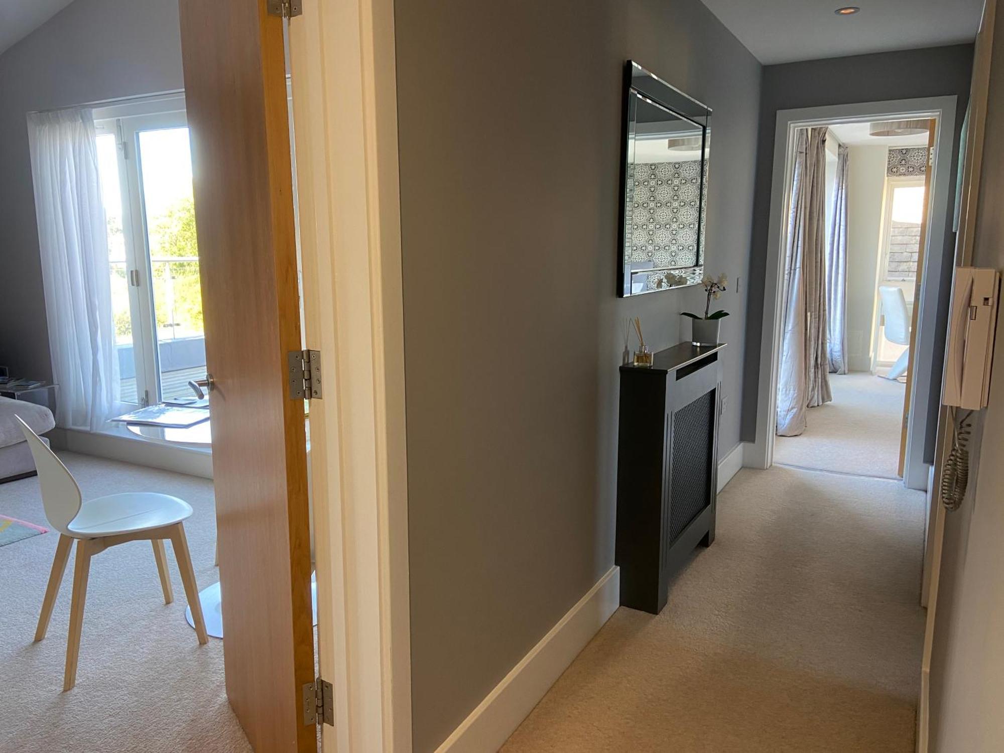 Reed Warbler - Hm111 - Lower Mill Estate Penthouse Apartment With Spa Access Somerford Keynes ภายนอก รูปภาพ